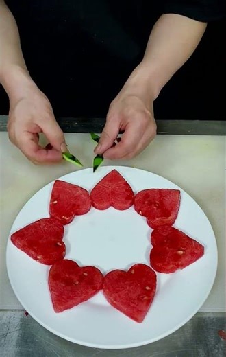 Plate Decoration #howto #fruit #art #carving #how #creative #ideas #amazing #omg #tips #shorts ep 26