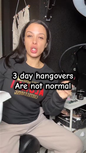 Jenny Allen on Instagram: "Waking up feeling like garbage for days after drinking is not normal — and it’s not just “getting older.” When hangovers start lasting two or three days, that’s your body waving a white flag. Alcohol hits harder as we age because our liver, hormones, gut, and nervous system can’t recover the way they used to — especially if drinking has been consistent for years. What used to be a rough morning turns into anxiety, brain fog, inflammation, poor sleep, and exhaustion tha