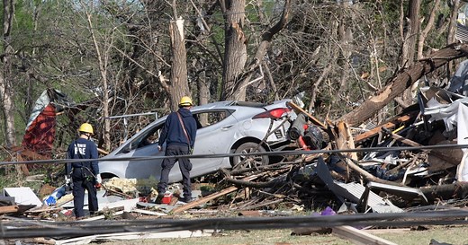 Tornadoes confirmed in Kansas; 4 injured, significant damage reported