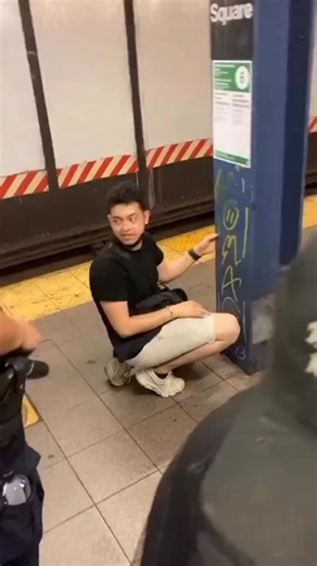 kimcheolju | The streets of New York. The subway is a legend every day. 👇👇👇👇 🎥@ninjaspacegod @giddyleftyshow @subwaycreatures @smileyhundo @young10zin... | Instagram