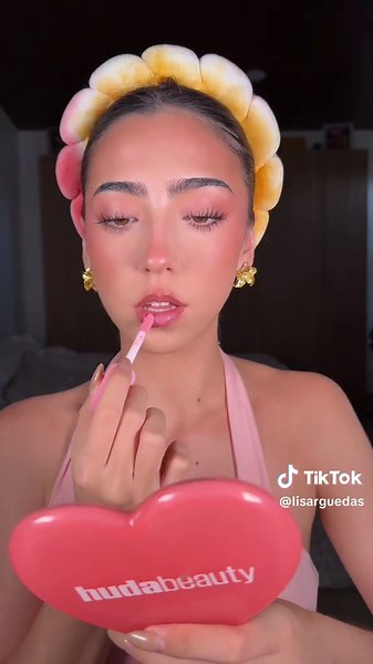 Sun-Kissed Makeup Tutorial for Radiant Summer Glow