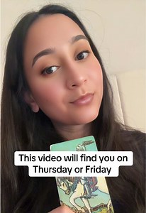 Thursday or Friday Tarot Reading: A Sign For You!