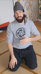 In this clip, I explore the importance of breakfalling and rolling techniques for injury prevention and building adaptability in unpredictable activities. Learn how conditioning your body can make these skills more accessible when needed, and why familiarizing yourself with these movements is crucial. Watch the full video on my YT Channel! ❖❖❖ #Breakfall #Rolling #InjuryPrevention #Ukemi #Conditioning #Adaptation #GroundMovements #NaturalMovement #MovementSkills #TrainingTips | Natural Mobility