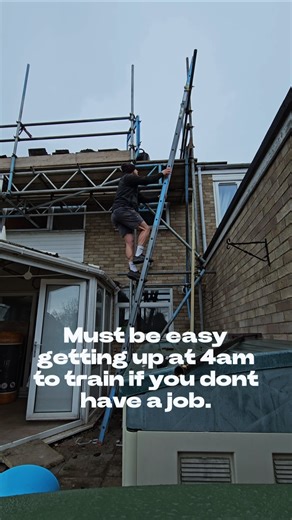 How construction workers stay in shape #fitnessmotivation #discipline #carpenter #gym #hardwork #4am