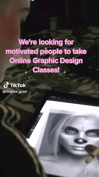 Earn your Graphic Design degree 100% online! | Graphic Design