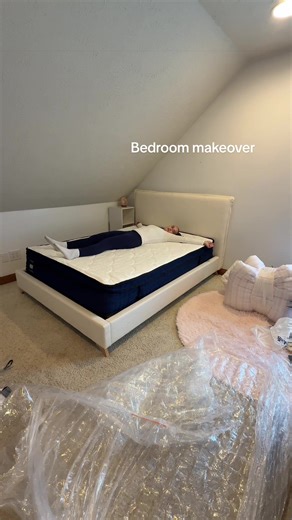 Day 3 of Taylor’s bedroom makeover!!! Guys safe to say she loves it 🤗🤗 #foryoupage #fyp #trending #bedroommakeover