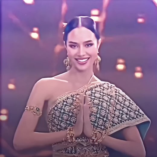 Exploring Cambodian Culture and Traditional Costumes