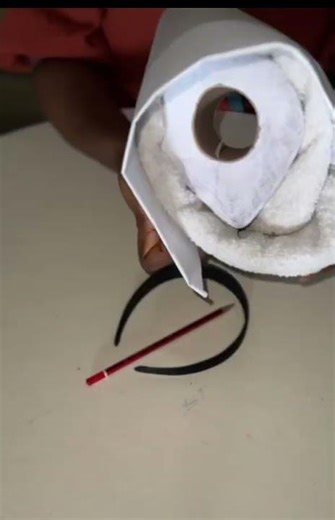 How to wrap an Alice band with choiced fabric #sewingtutorial #alice #tutorial #tutorials