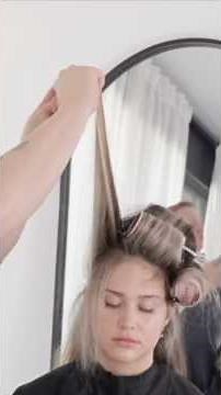 How to Do a 90s Blowout | Effortless Bounce