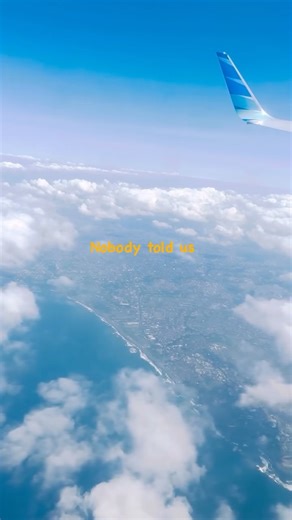 Virginie 🌺 |traveler✈️ on Instagram: "We had everything planned to see Mount Ijen. The flights. The route. The timing. Except for one detail no one told us: 👉 the first Friday of every month, Mount Ijen is closed. Impossible to reorganize everything. So we discovered it… from the sky, leaving Indonesia. If you’re planning Java: ⚠️ never book the first Friday of the month. On avait tout prévu pour voir le mont Ijen. Les vols. Le parcours. Le timing. Sauf un détail que personne ne nous avait dit