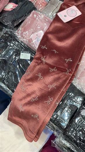 @sama.boutique.dz on Instagram‎: "ديما الجديد في محلات Sama ✅ متوفر محل زموري Sama فولار 💕"‎