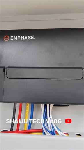 SHAIJU TECH VLOG on Instagram: "8 KW ENPHASE SOLAR SYSTEM INSTTLATION AT AZHEEKAL⚒️ . . . #enphase #solarenergy #solarsystem #trendingreels #instagram"