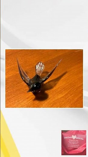Vintage Hand Blown Art Glass Bird: Mini Treasure
