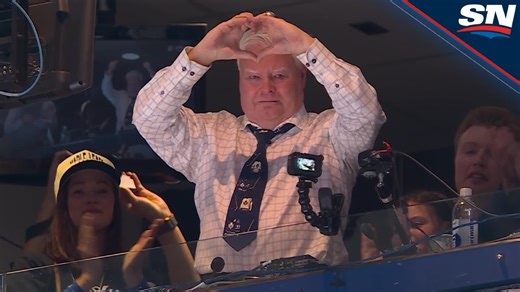 Joe Bowen Receives Standing Ovation From Maple Leafs Fans In His Final Home Game