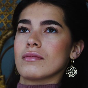 49 reactions | Every day is beautiful in spring! Especially if you’re busy chasing your dreams with renewed energy. As happiness and optimism bloom in every flower, use spring as your personal inspiration to make the most of life. The beautiful spring colours and floral designs in our NEW Spring Promise collection act as a perfect reminder of the amazing journey yet to come. Discover the collection online today: https://www.mvintage.com/collections/spring-promise.html | Mvintage | Facebook