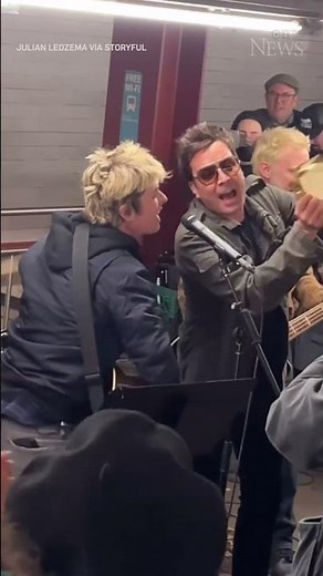Green Day and Jimmy Fallon surprise NYC subway riders with show