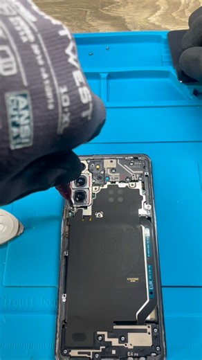 Tech24studio on Instagram: "Samsung S21 Battery replacement 🪫➡️🔋We Fix all electronics- Phones, Tablets, Consoles and more 📱💻🛠️ Tallaght Dublin 24📍#samsung #tallaght #phonerepair #ireland #dublin"
