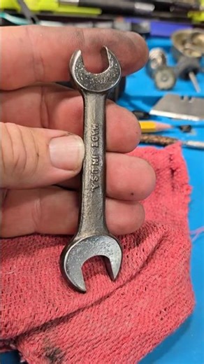 Vintage USA made double open end wrench 7/16 x 1/2. clean and ready to work 👍🍻