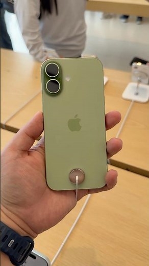 iPhone 17 - Which Color is Best??