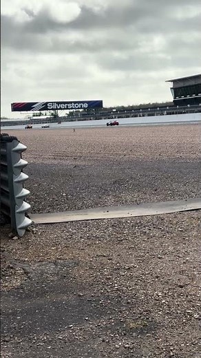 Bernies v8s qualifying Silverstone 2026 Start Finish Straight