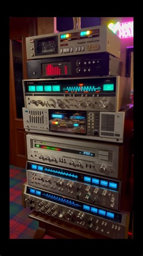 Hifi Synth Collection Iron man on Instagram: ".................... .. .....🌃🎶🔈🔥 .. ..Happy 70-80s..🕺🏻⚡️💙.. .. ..Song: E=MC2……Dirty McKenzie Evolution Remix) Giorgio Moroder .. …....Vintage Heaven...... ..🎶📼🎧🔈❤🔈🎧📼🎶.. .. ..Pioneer , Marantz , Teac , Akai , Sansui , Kenwood , Sony & Many Brands....🔈🎶🔥 .. ..from collection.. #pioneer #vintagehifi #technics #audio #stereo akai sony sansui kenwood luxman music cassettedeck amplifier nakamichi receiver dj studio recording 70s 80s jazz