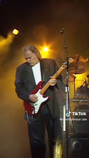 'Comfortably Numb' Live Guitar Solo in Knebworth