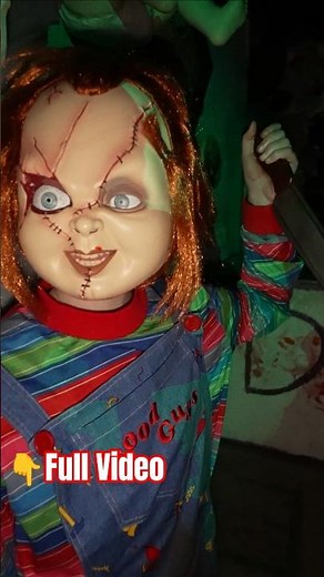 You Know What He’s About To Say #hauntedhouse #hauntedattraction #jumpscare