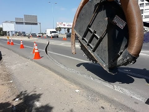 # 02 Micro-tranché pour fibre optique.