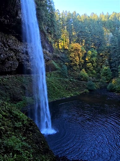 proof falling can be beautiful 🍃 #waterfall #waterfalls #nature #travel #adventure