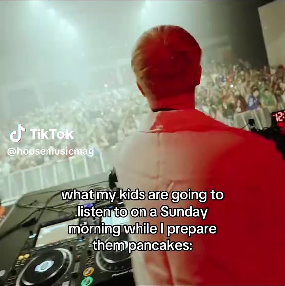 House Music Vibes for a Relaxing Sunday Morning