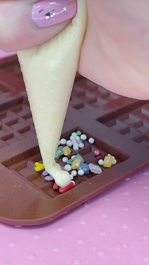 DIY Easy Mini Chocolate Bar Making Tutorial