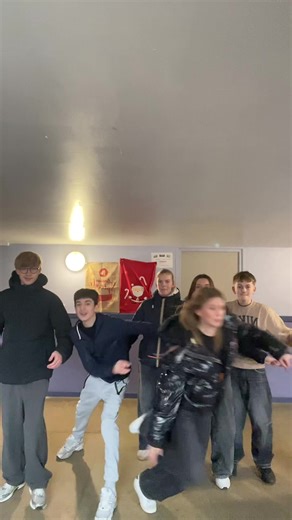 Danses drôles et moments amusants