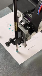 Amazing & Creative Xmas Gift Card made by Art 🎅🎄 When Human Creativity Meets Robotic Precision 🤖 by florian markus | Fubiz