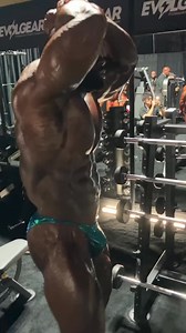 Mr. Olympia LLC 2024 Backstage 🦁💪🔥 #samsondauda #mrolympia #MrOlympia2025 #openbodybuilding #bodybuilding | Samson Dauda
