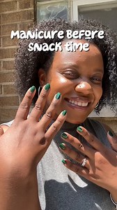 Pressed and polished all before snack time? With kids home for the summer, Jen needs fast—and Perfect Press-Ons in Rocket Fuel deliver. 💚 | Sally Hansen