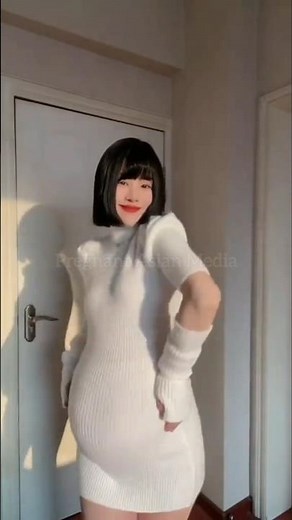 Very Huge Pregnant Chinese Mom 9 Months Belly Dancing (About to Pop! 😳)