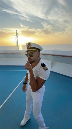 Vibing with Carnival Cruise Director Filipe on Carnival Conquest