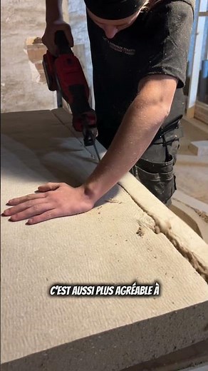 Insulating with cardboard? 📦 #renovation #oldhouse #diy #valosense