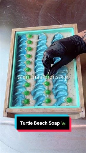 Making Turtle Beach Soap 🐢 with New Sand Texture! #soap #handmadesoap #soapmaking #landscapesoap #beachsoap