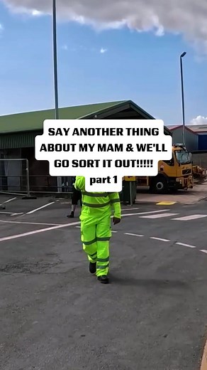 UK Police Audit: Confrontation Over Recording Outside Mini Cooper