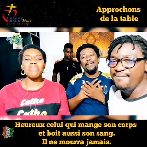 25K views · 2.5K reactions | Bonjour famille ! Heureux celui qui mange le corps et le Sang de Jésus-Christ. Il n'aura plus faim ni soif. Pensons à tous ceux qui n'ont pas cette grâce de prendre part à la nourriture sacré. Que Dieu régularise leur situation. | Sacré Cœur de Jésus | Facebook