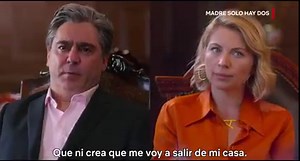 De lesbianas a profundamente confundidas. 😂 Pero ya deben seguir hasta el final. 💪 La tercera y última temporada de 'Madre solo hay dos' ya disponible. | Netflix