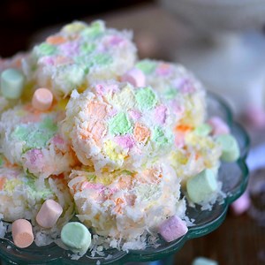 374K views · 871 reactions | This Easter Cathedral Candy recipe requires only three ingredients and is so pretty!  PRINT RECIPE HERE >> https://www.momontimeout.com/easter-cathedral-candy/ | Favorite Recipes | Facebook