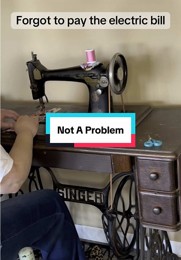 Using an Antique Singer Sewing Machine Effectively