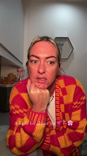 I thought I would do a little albit about me👋 as I have quite a few new followers. Not a lot to know to be honest 😂 #gettoknow #aboutme #foruyou #contentcreator #smallcontentcreatorsupport