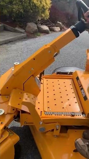 Cub Cadet PRO Z 560S KW Steering wheel Zero Turn Mower