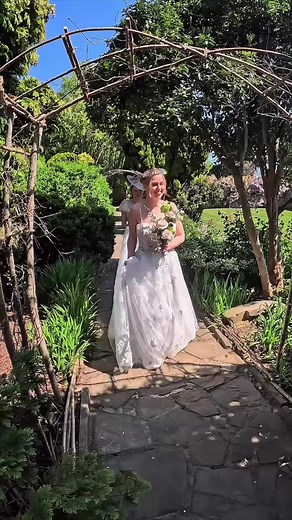 Incredible Wedding Moments: Love and Laughter