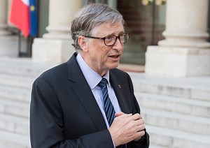 Bill Gates, vakcinace, mikročipy a patent 060606 | AC24.cz