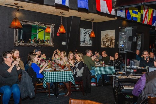 DUELING PIANOS Brunch! (Burgerology NYC!!!)