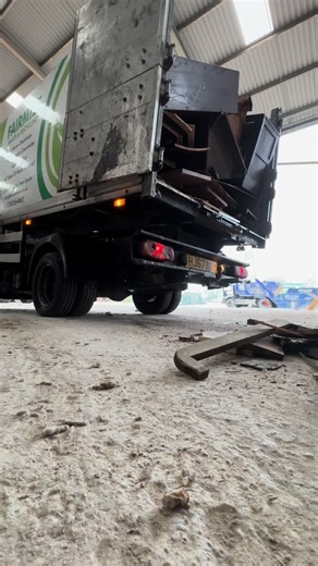 Sustainable Wood Recycling Solutions for Construction